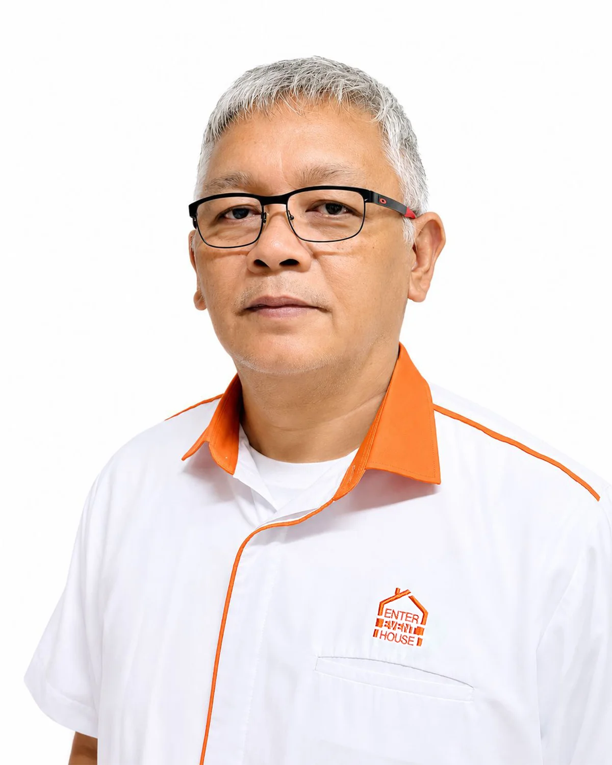 Inyo Tanius Saleh
